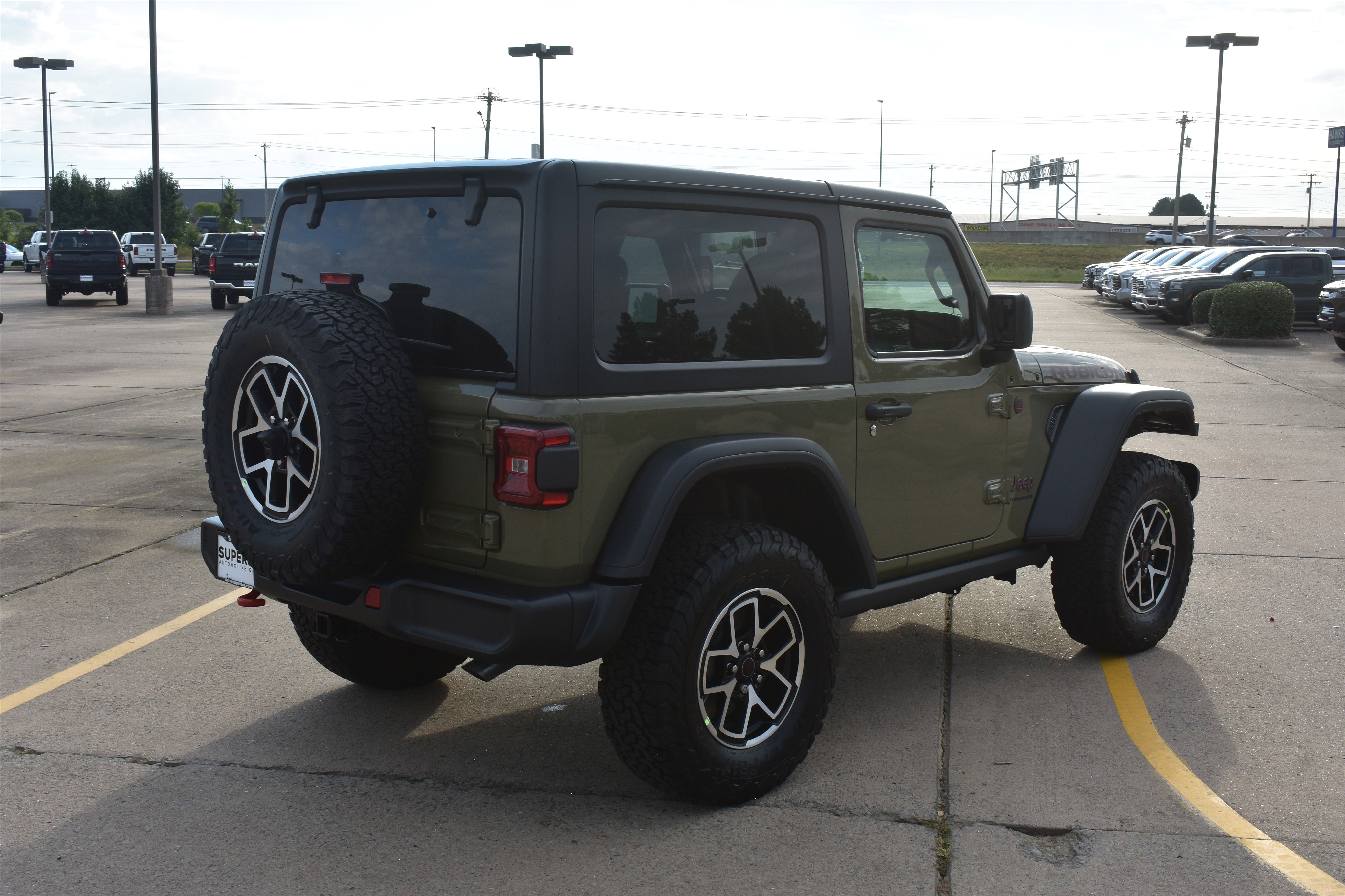 2025 Jeep Wrangler Rubicon photo 2
