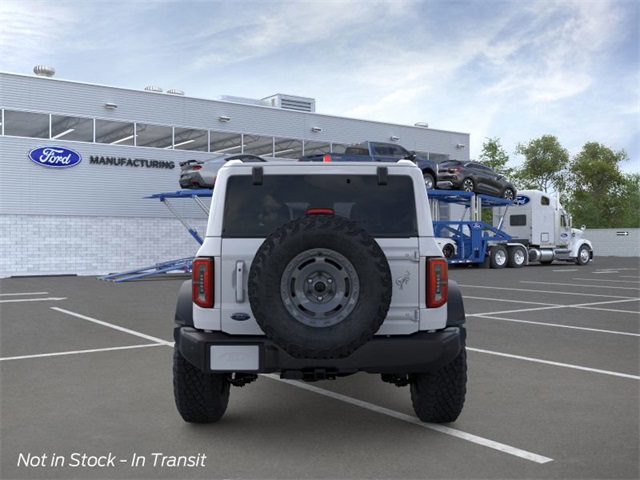 2025 Ford Bronco Outer Banks photo 5