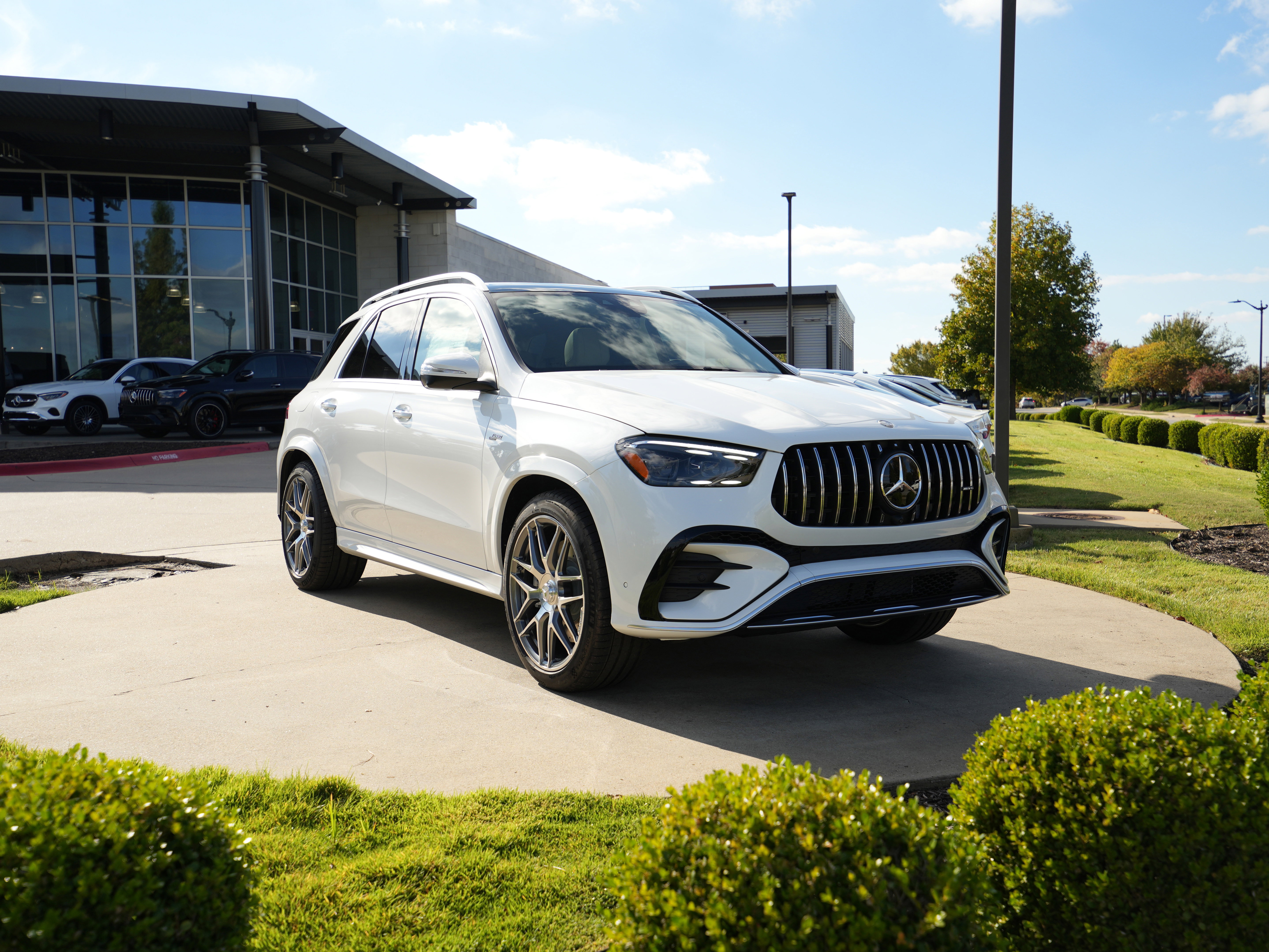 2026 Mercedes-Benz GLE AMG GLE 53's photo