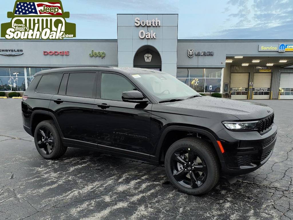 2025 Jeep Grand Cherokee L Altitude's photo