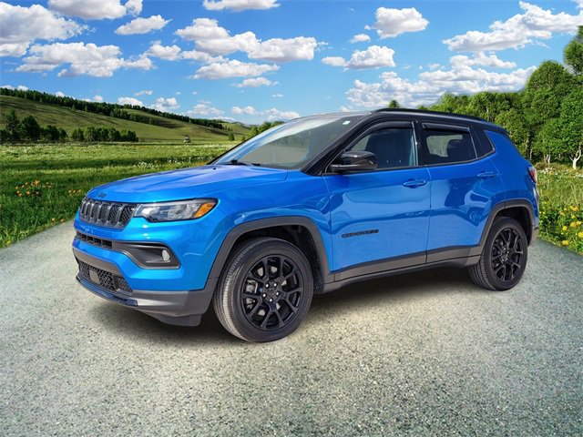 2023 Jeep Compass Altitude photo 2
