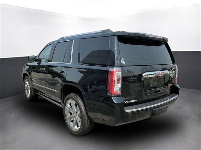 2018 Gmc Yukon Denali photo 2