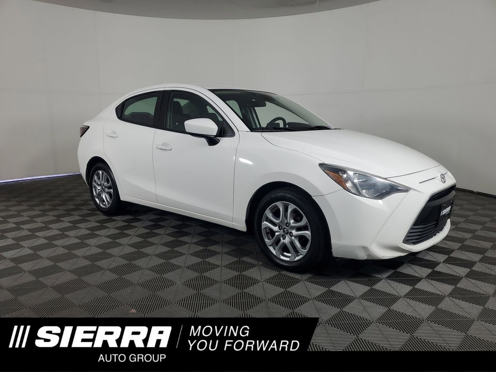2017 Toyota Yaris iA Base