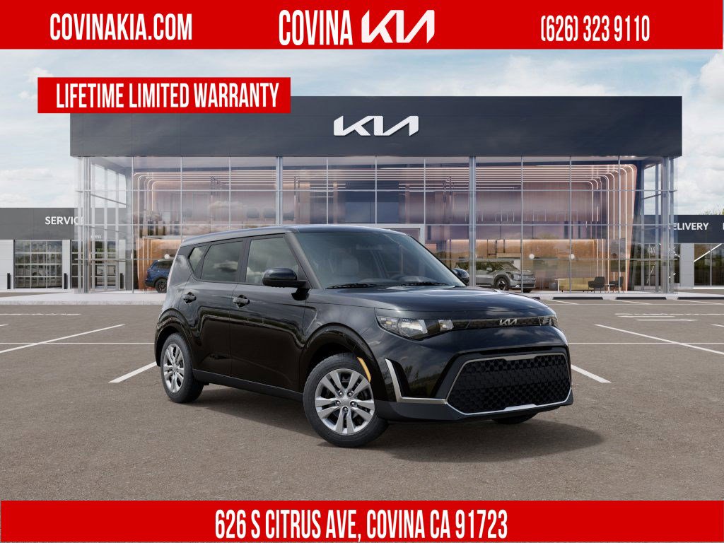 2025 Kia Soul LX's photo