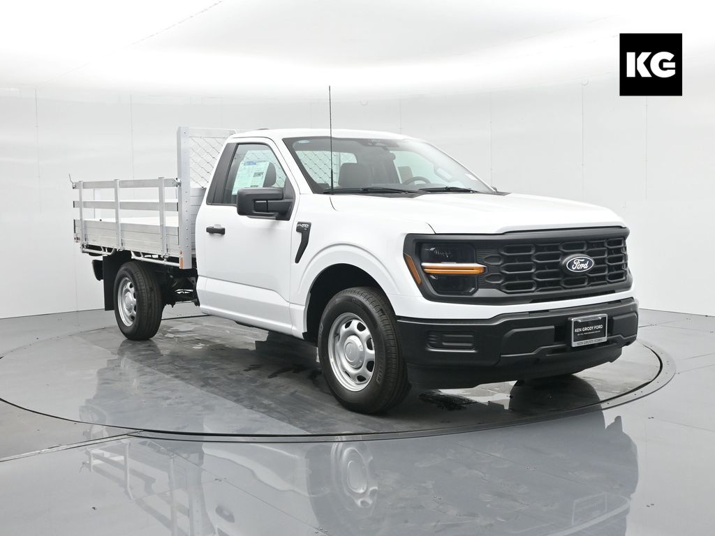 2025 Ford F-150 XL's photo