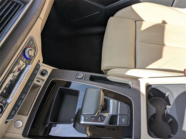 2024 Audi Q5 45 S line Premium photo 16