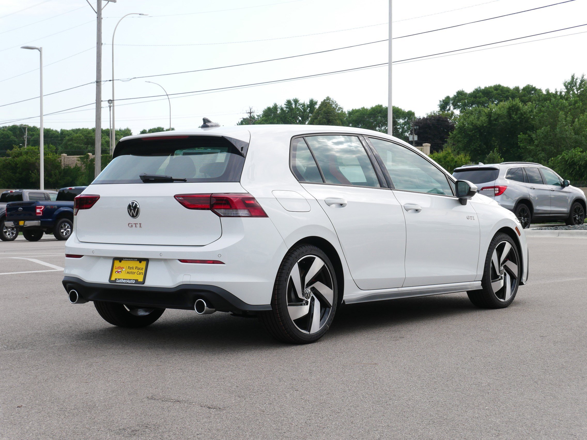 2025 Volkswagen Golf GTI S photo 2