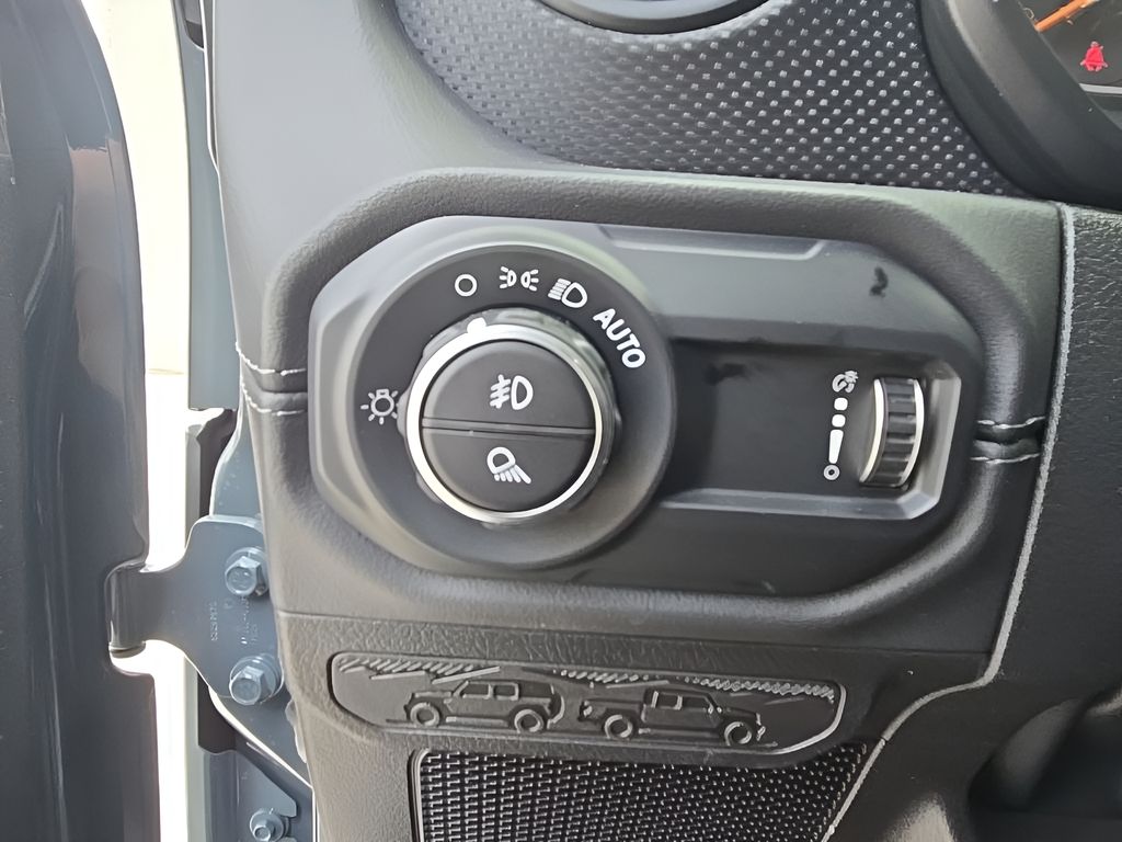 2025 Jeep Gladiator Rubicon photo 28