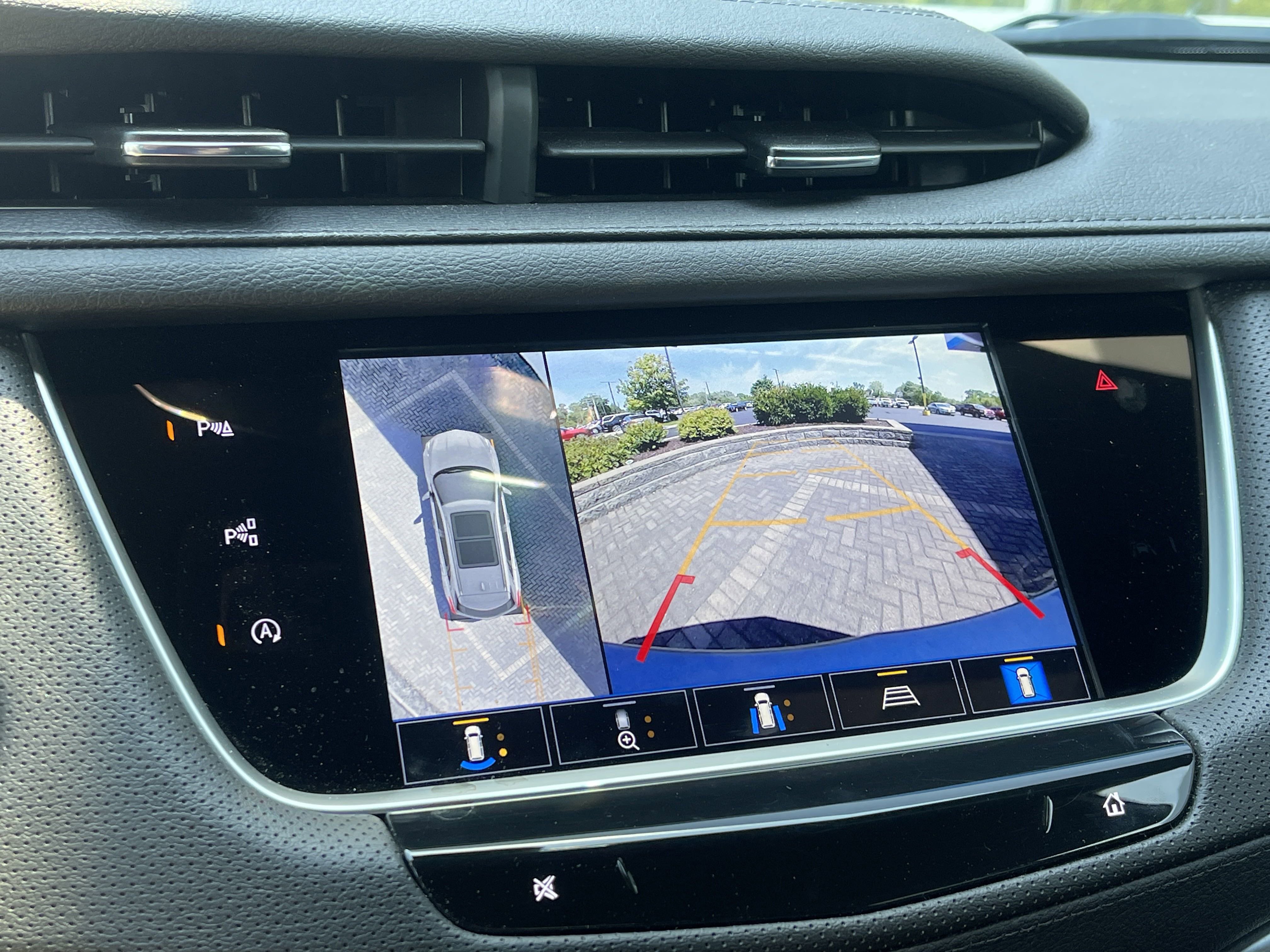 2025 Cadillac XT5 Premium Luxury photo 14