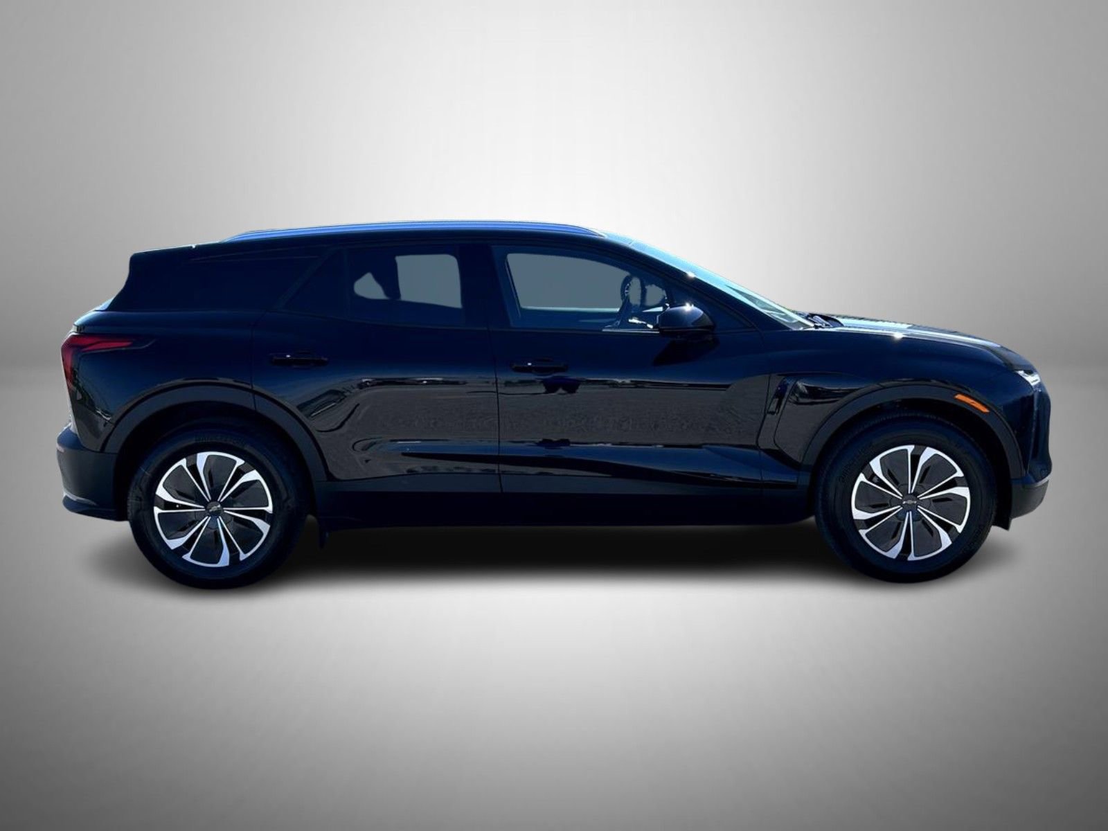 2026 Chevrolet Blazer EV photo 4