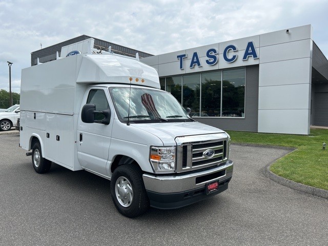 2025 Ford E-350SD Base