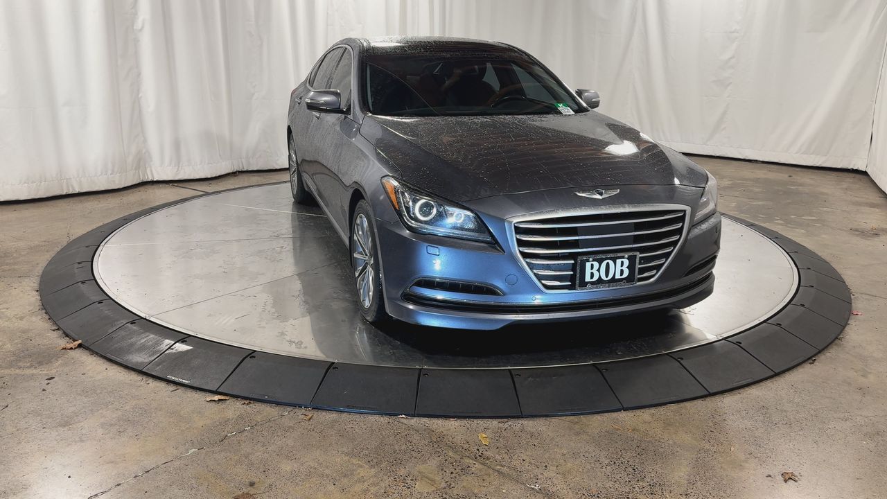 2015 Hyundai Genesis 3.8 AWD photo 3