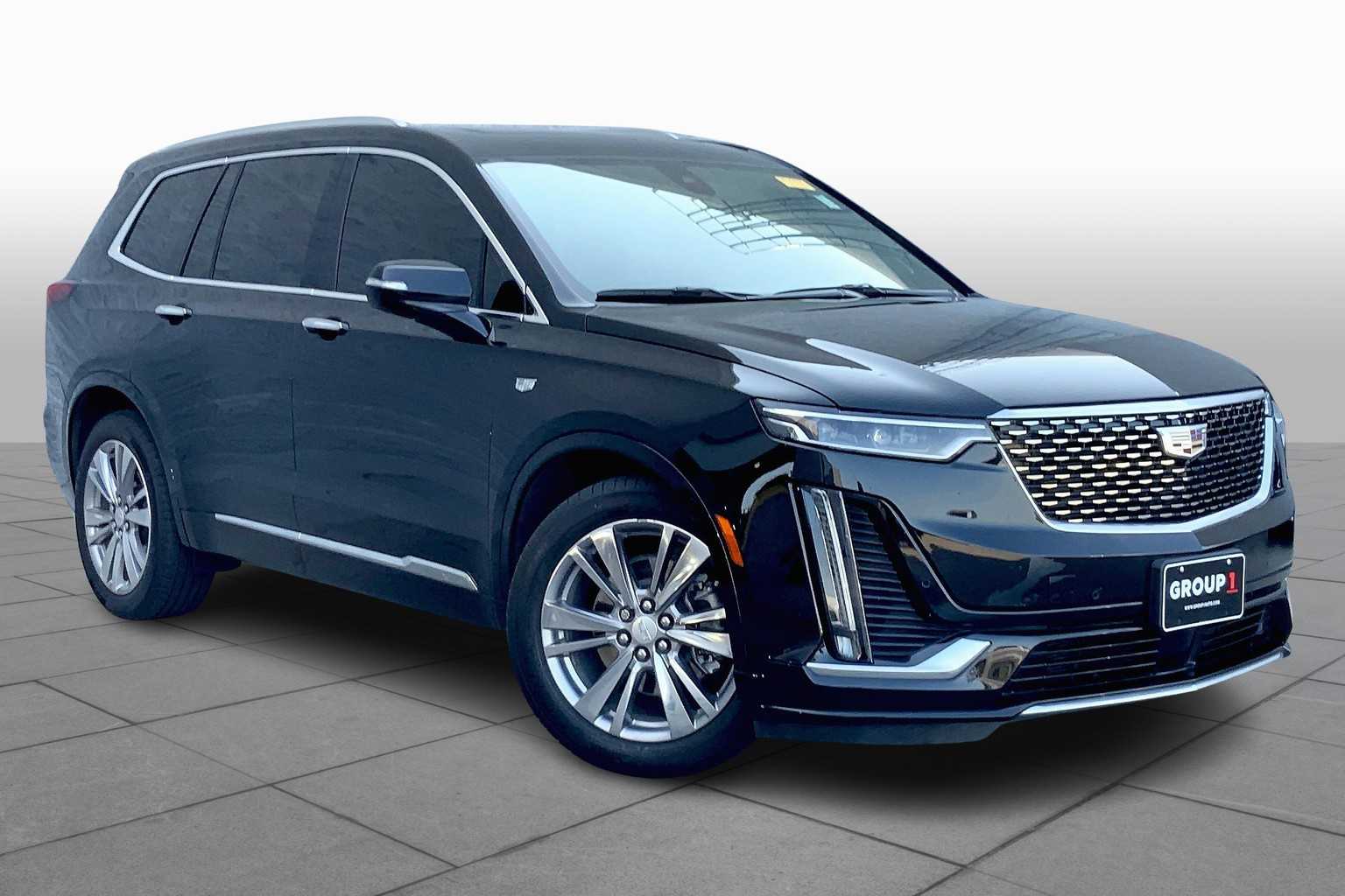 2023 Cadillac XT6 Premium Luxury photo 2