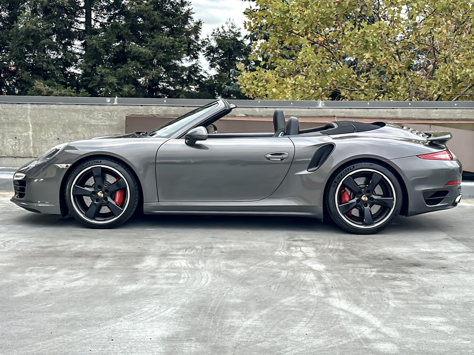 2014 Porsche 911 Turbo photo 3