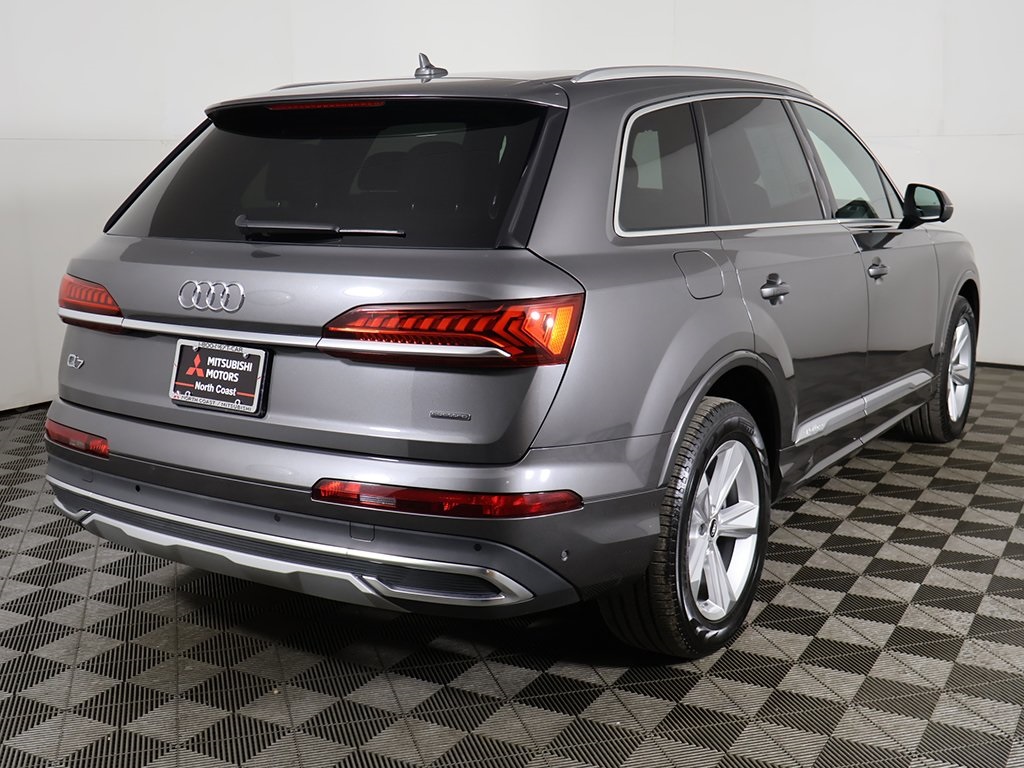 2022 Audi Q7 45 Premium Plus photo 13