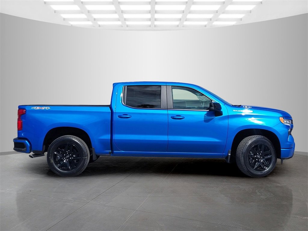 2026 Chevrolet Silverado 1500 RST photo 3