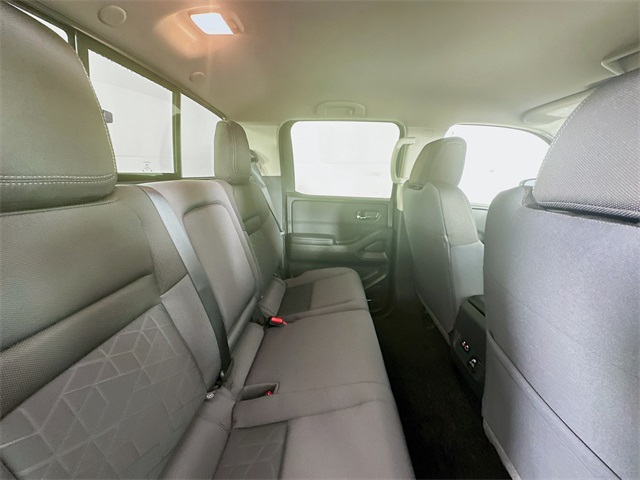 2025 Nissan Frontier SV photo 26