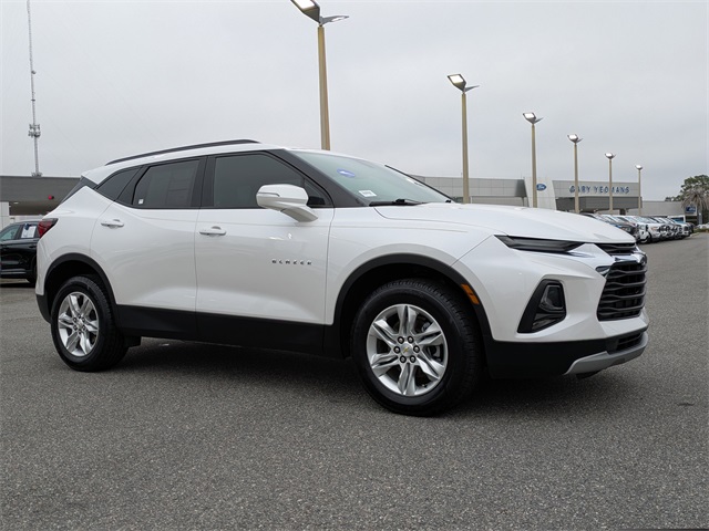 2020 Chevrolet Blazer 1LT photo 2