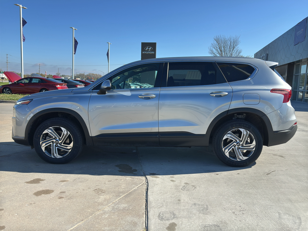 2023 Hyundai Santa Fe SE photo 3