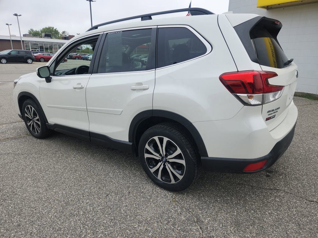 2019 Subaru Forester Limited photo 5