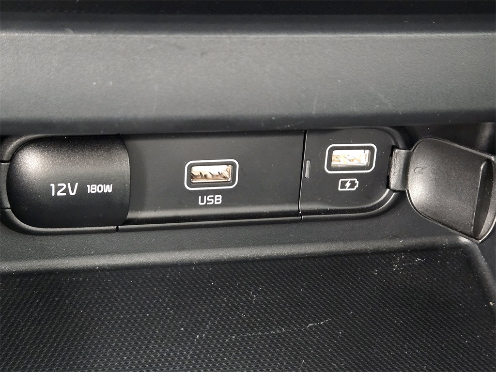 2023 Kia Seltos Nightfall Edition photo 16