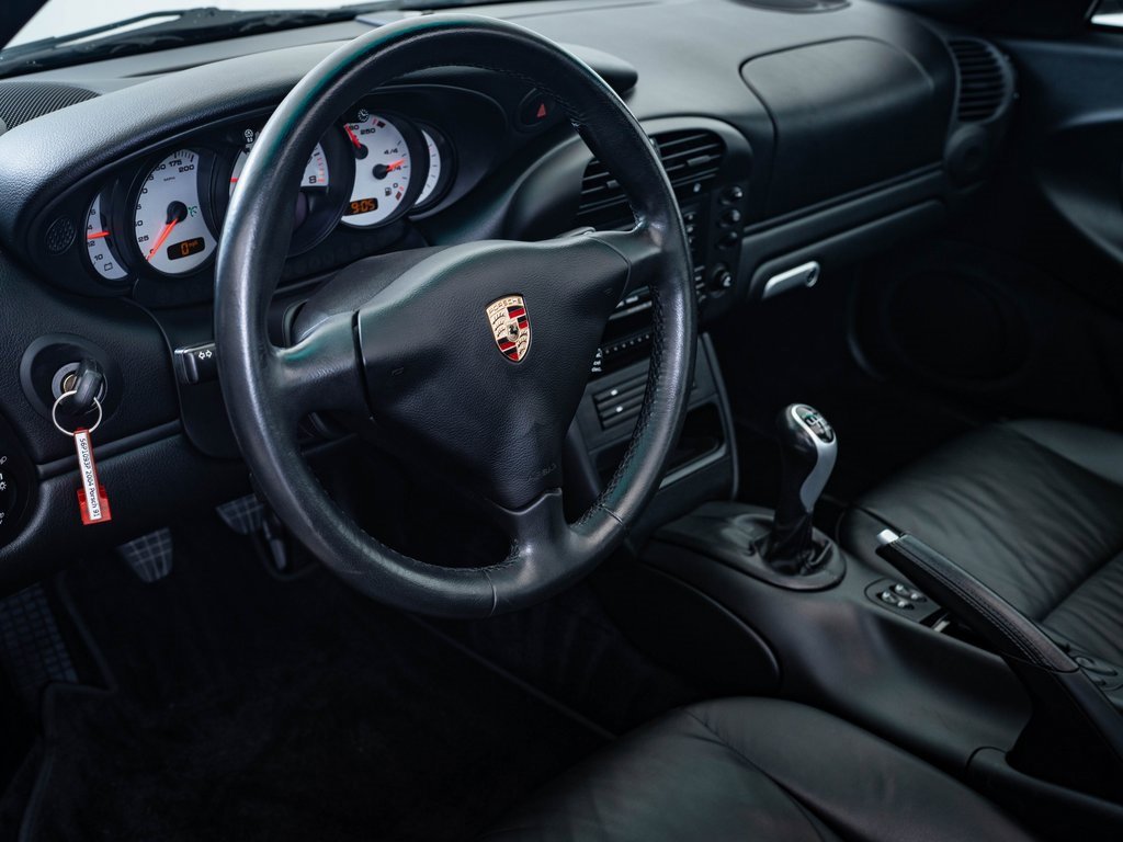 2004 Porsche 911 4S photo 4