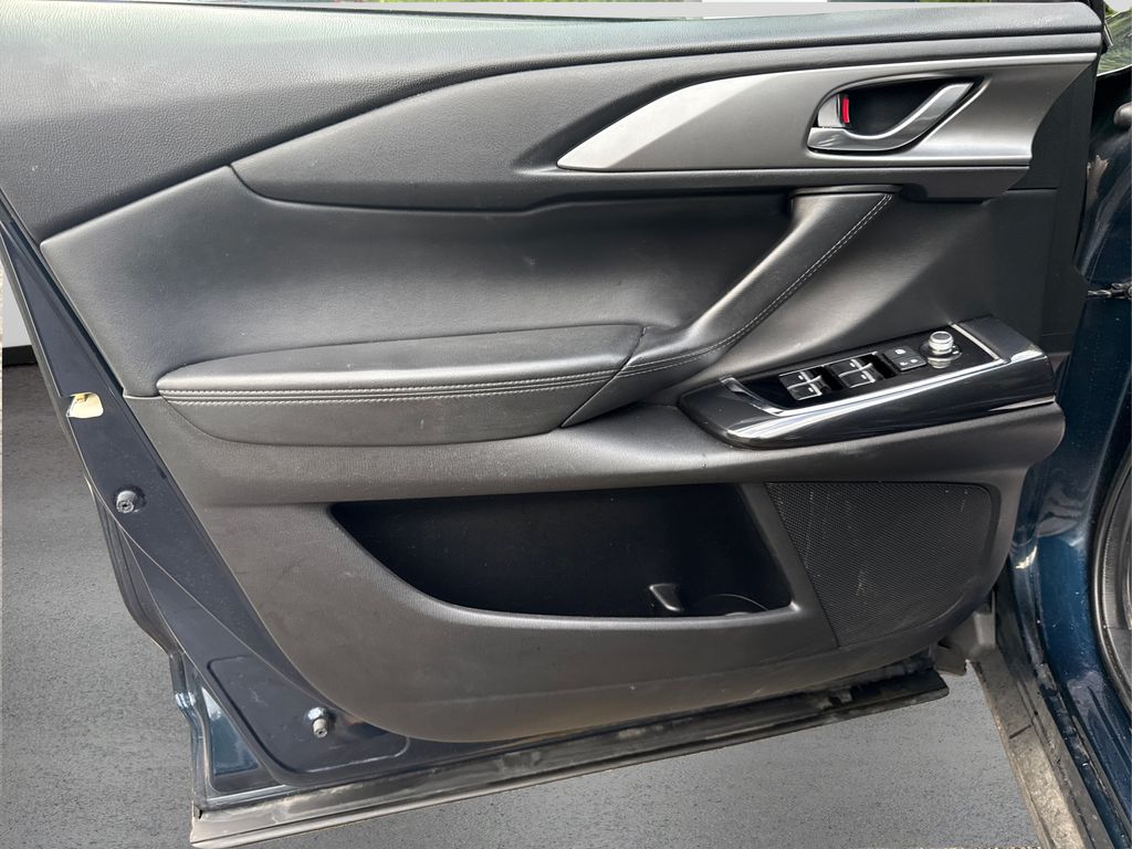 2019 Mazda CX-9 Touring photo 22