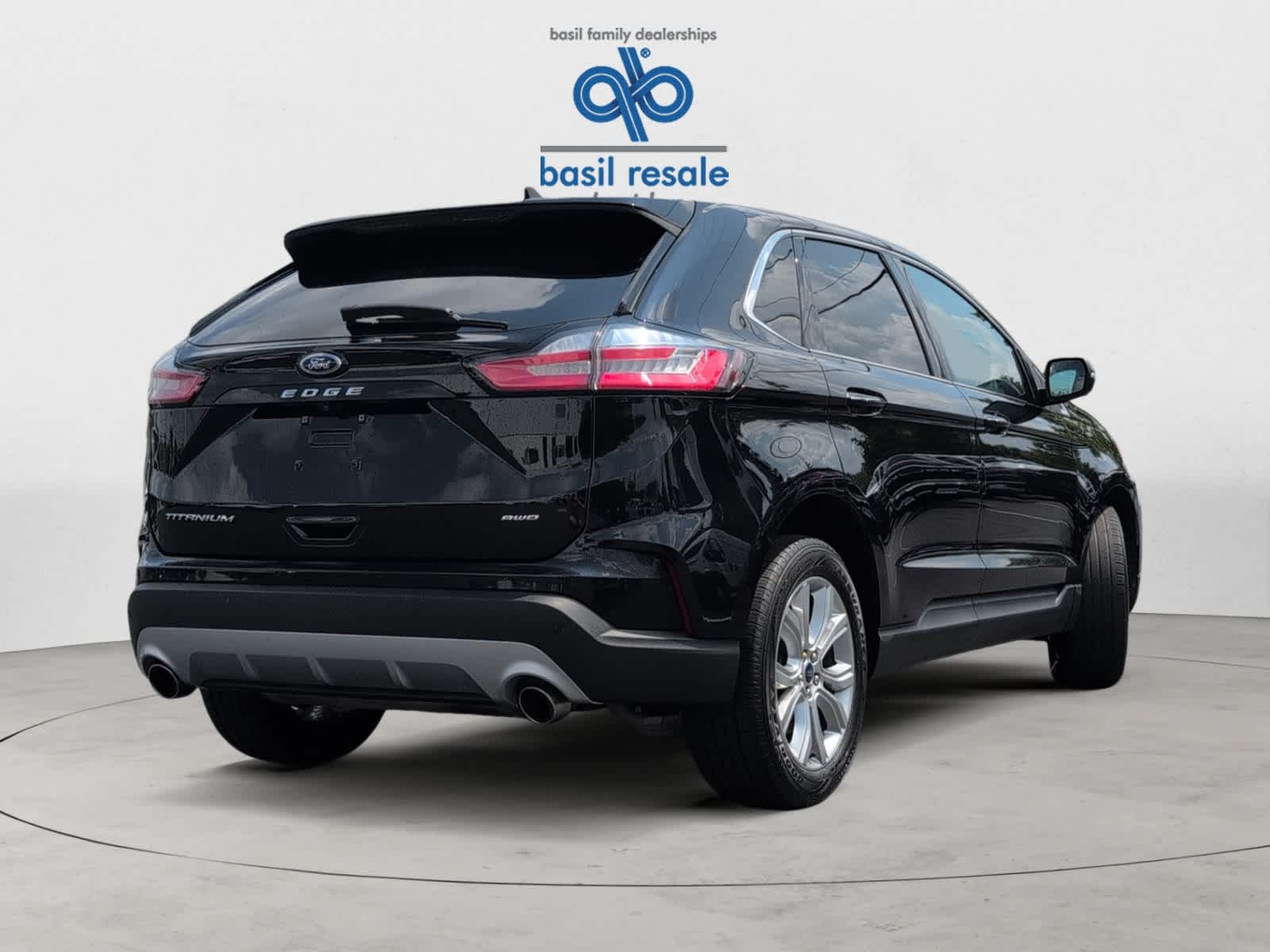 2021 Ford Edge Titanium photo 6