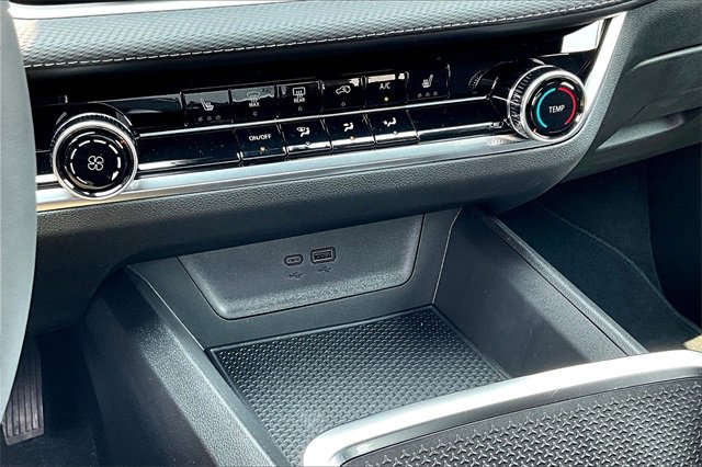 2026 Chevrolet Equinox LT photo 14