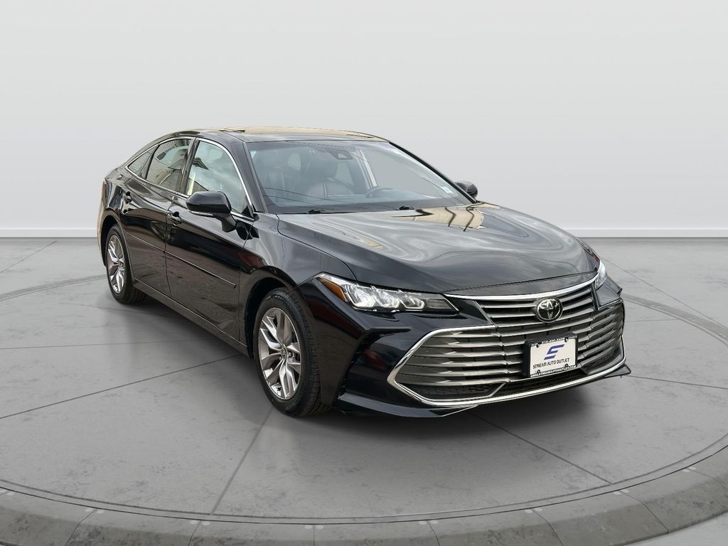 2021 Toyota Avalon XLE's photo