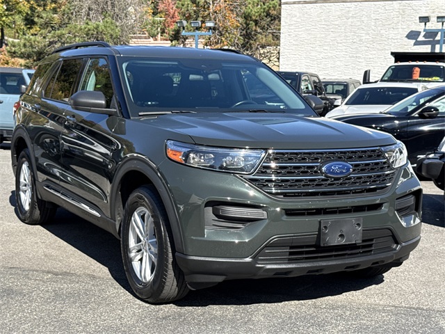2022 Ford Explorer XLT's photo