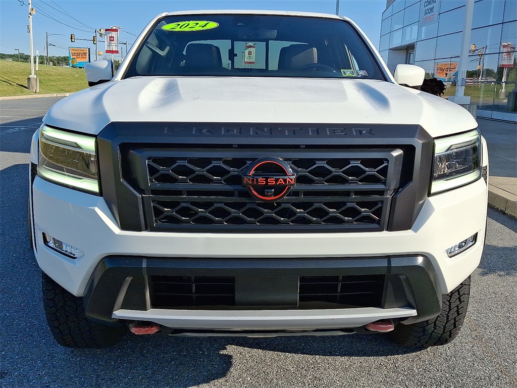 2024 Nissan Frontier PRO-4X photo 3