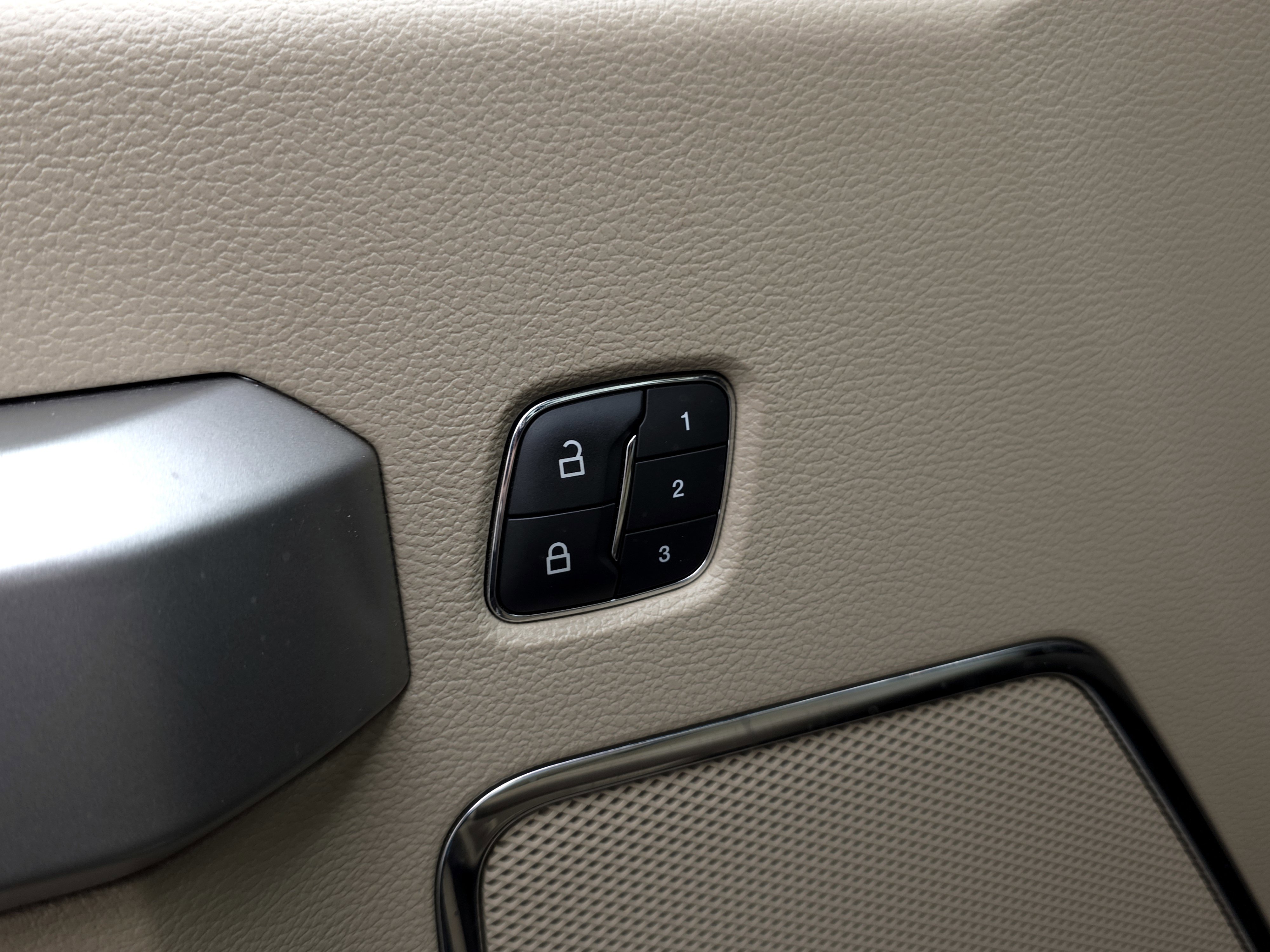 2019 Ford F-150 Lariat photo 5