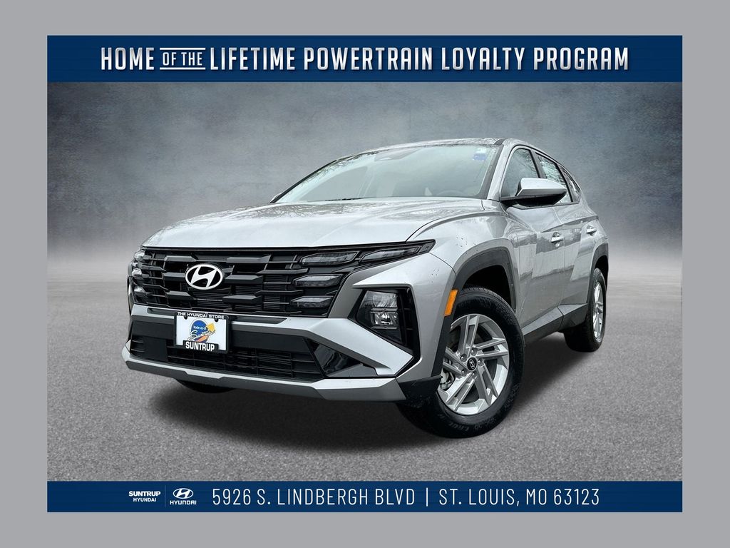 2025 Hyundai Tucson SE's photo
