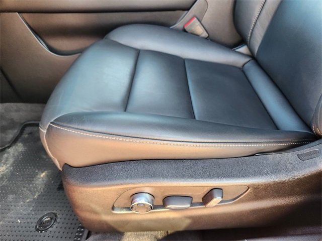 2024 Cadillac XT4 Premium Luxury photo 22