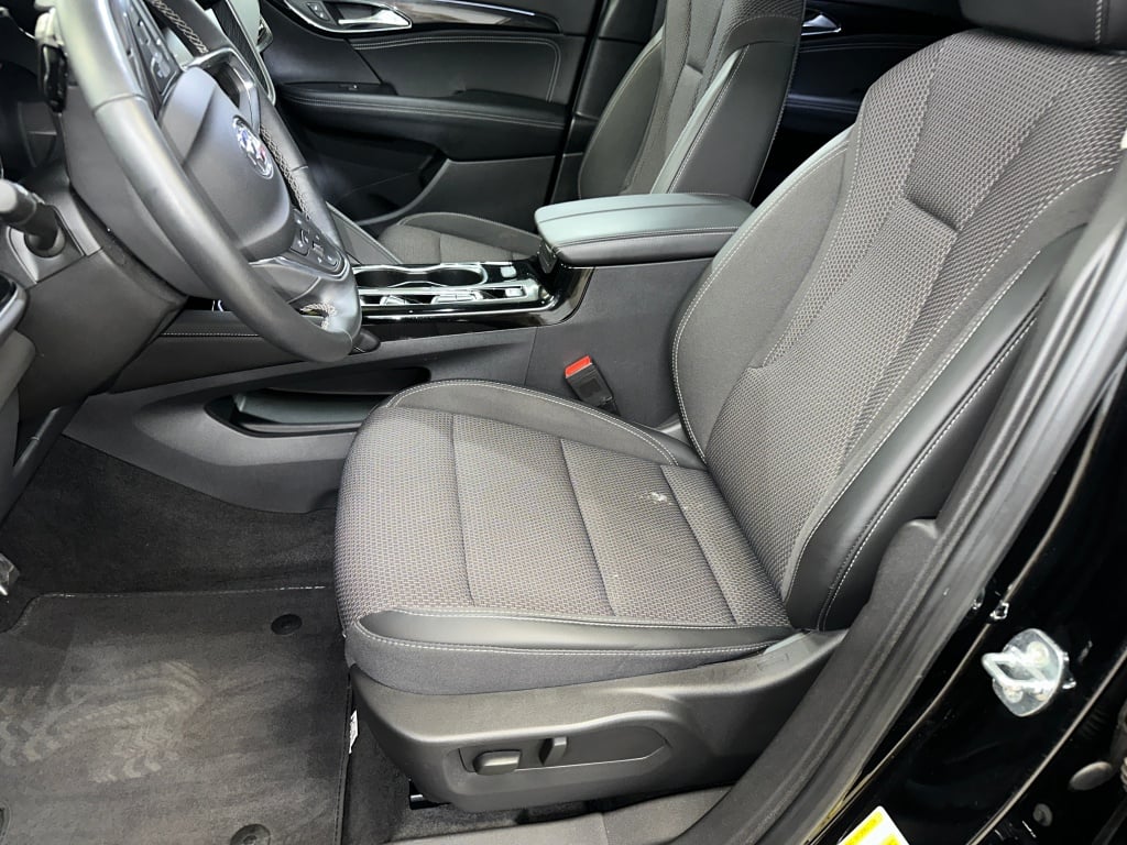 2023 Buick Envision Preferred photo 2