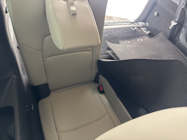 2022 Nissan Pathfinder SL photo 24