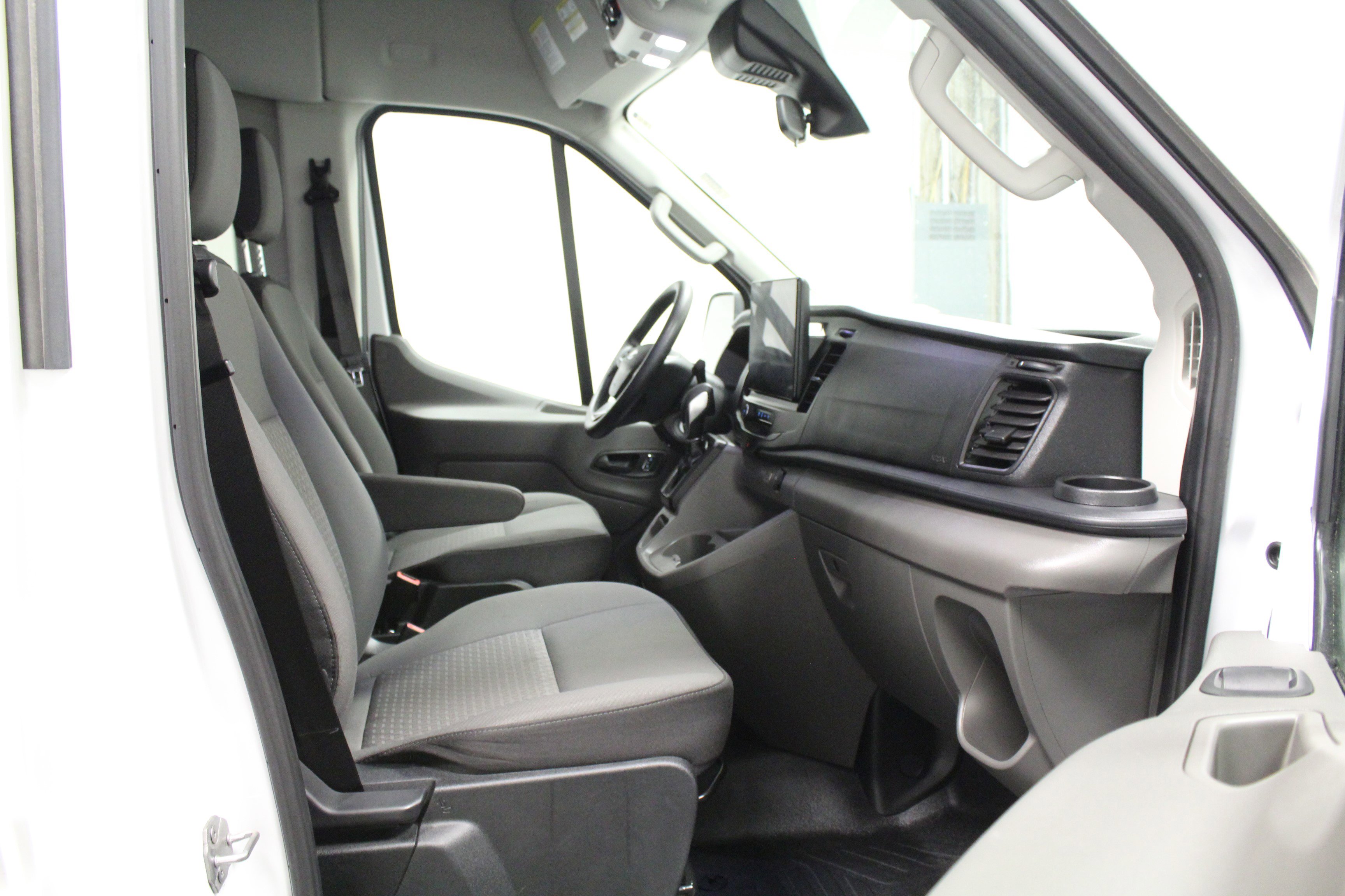 2024 Ford Transit photo 11