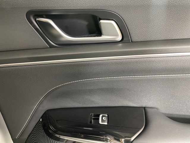 2026 Kia K5 GT-Line photo 15