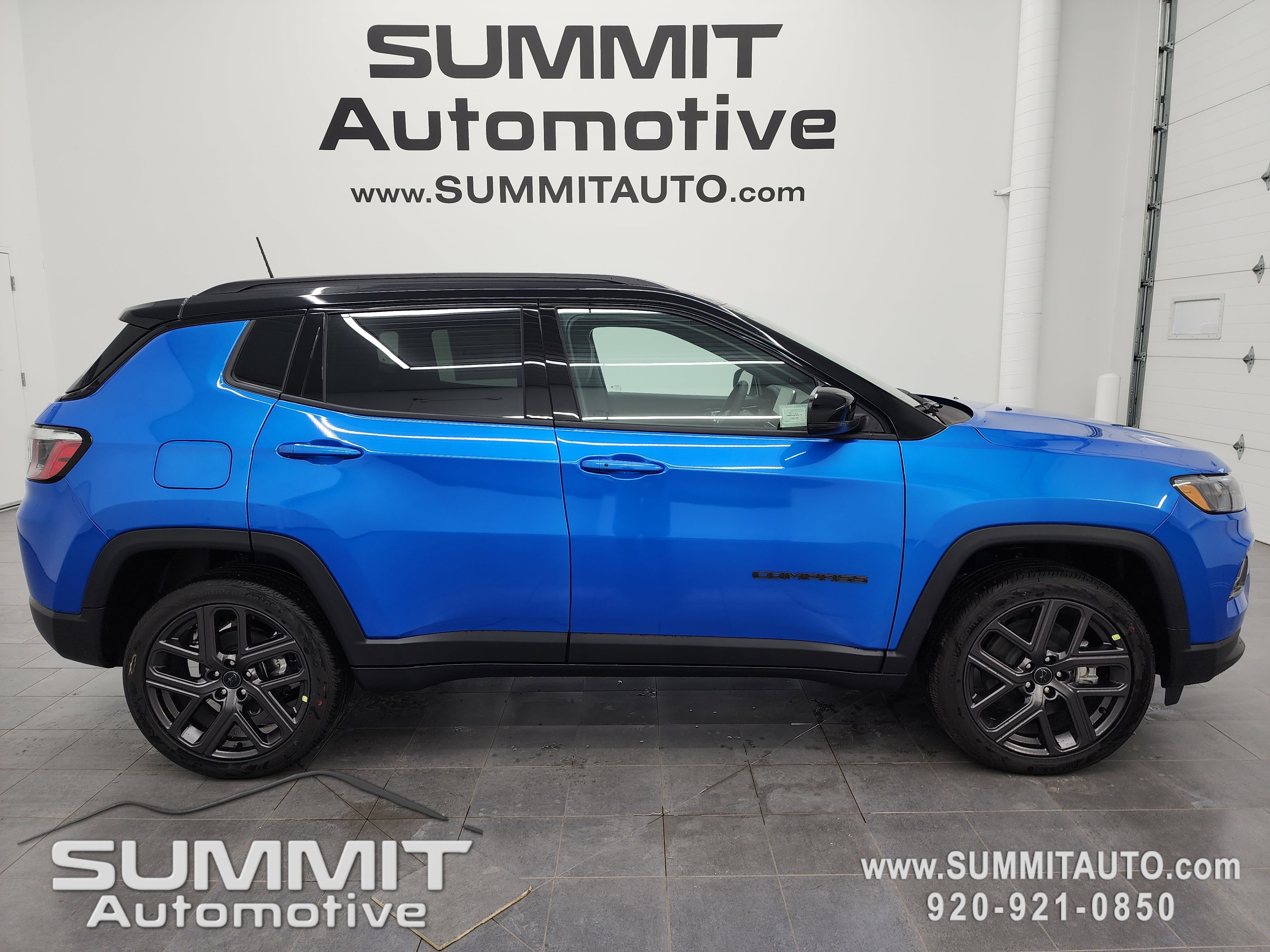 2026 Jeep Compass Limited Altitude's photo