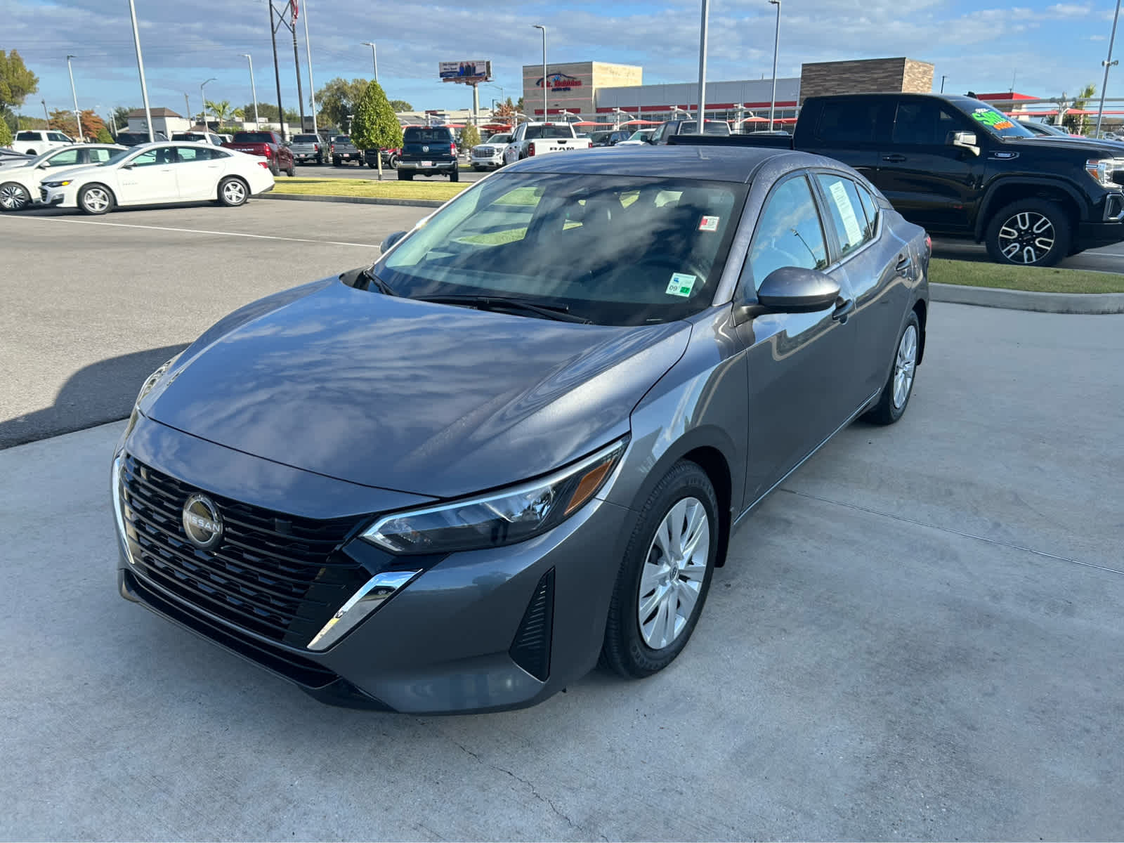 2025 Nissan Sentra S photo 4