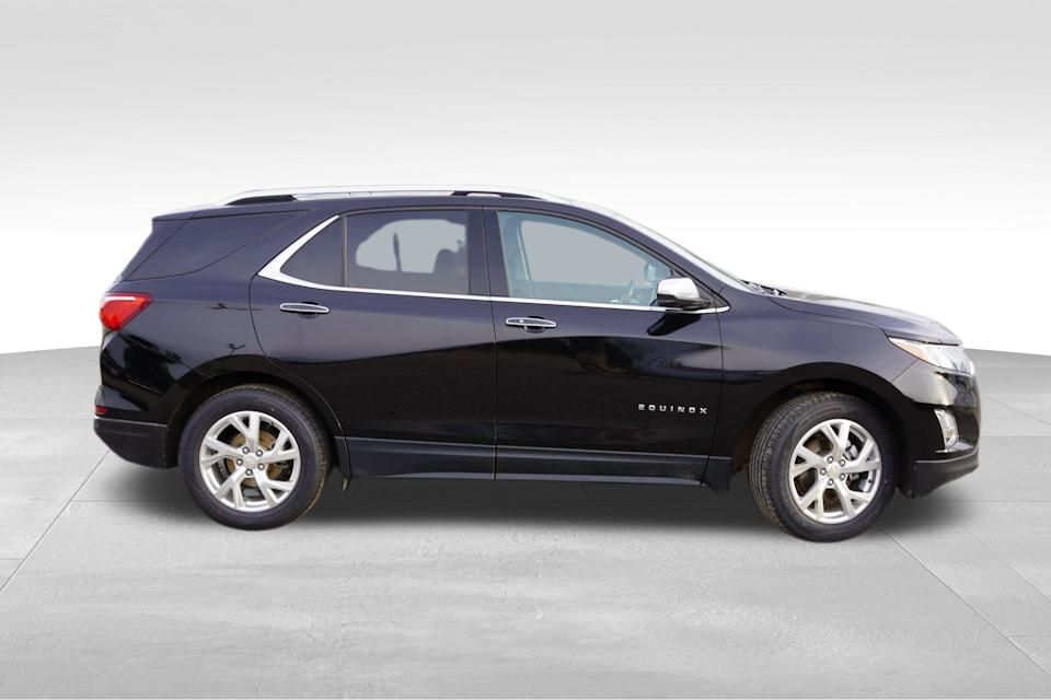 2020 Chevrolet Equinox Premier photo 3