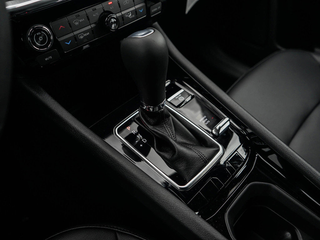 2025 Jeep Compass Limited photo 25
