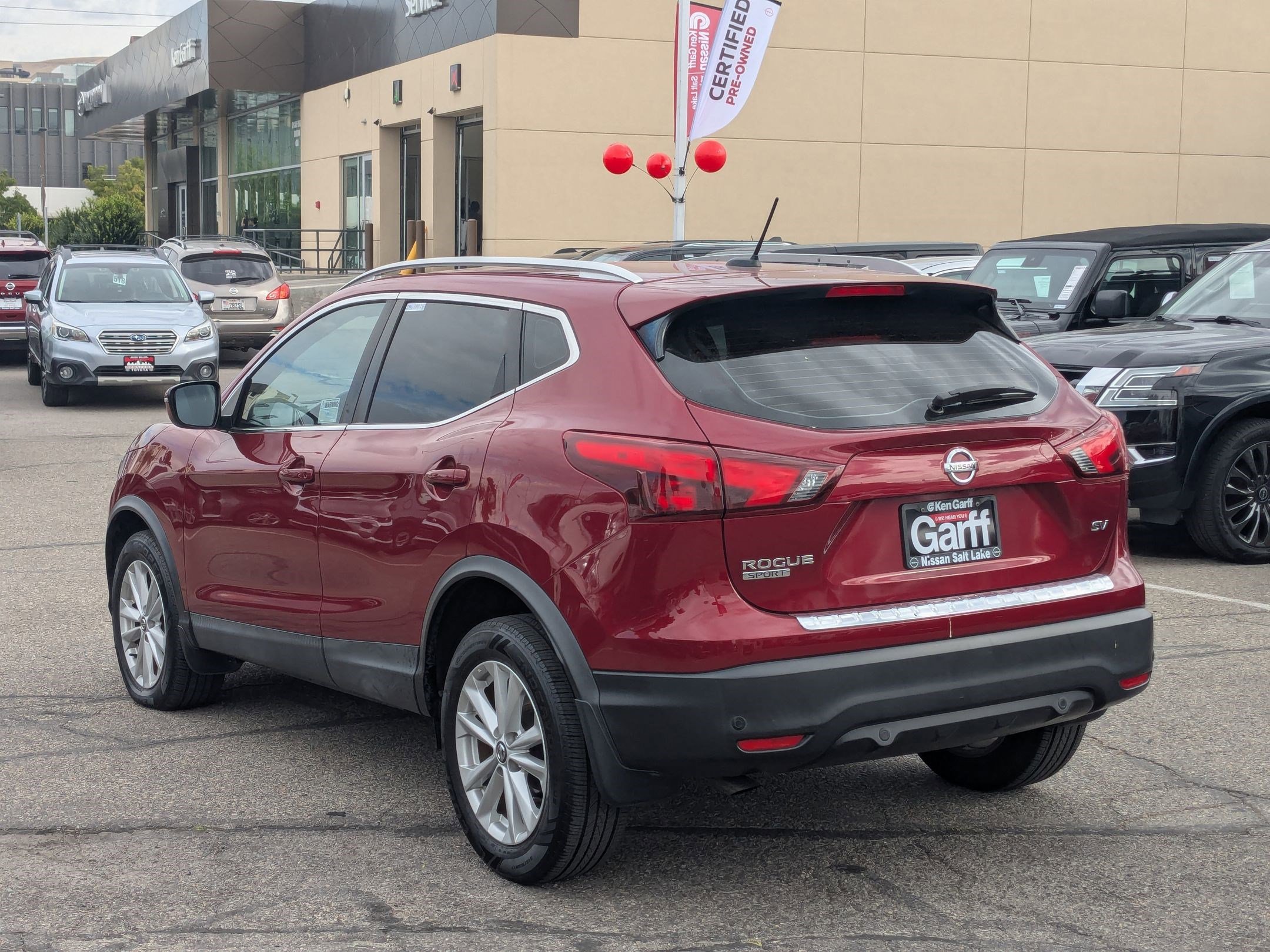 2019 Nissan Rogue Sport SV photo 5