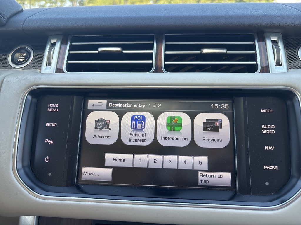 2015 Land Rover Range Rover SuperCharged photo 37