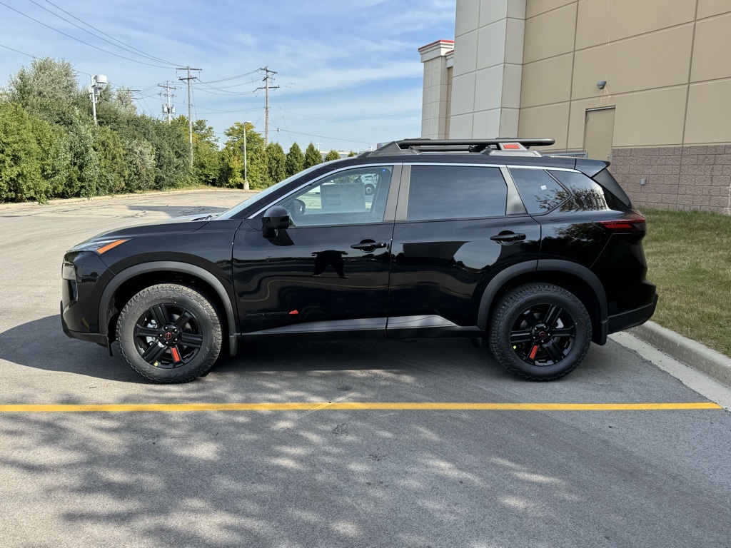 2026 Nissan Rogue SV photo 3