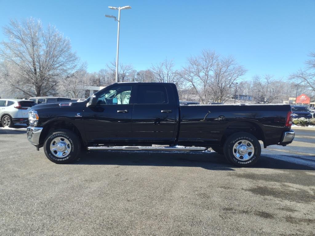 2024 Ram 2500 Tradesman photo 5