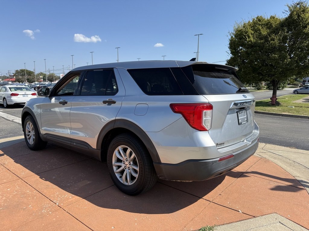 2021 Ford Explorer Base photo 3