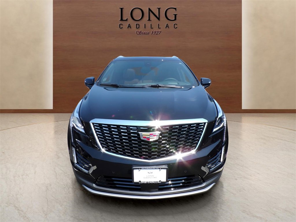 2025 Cadillac XT5 Premium Luxury photo 2