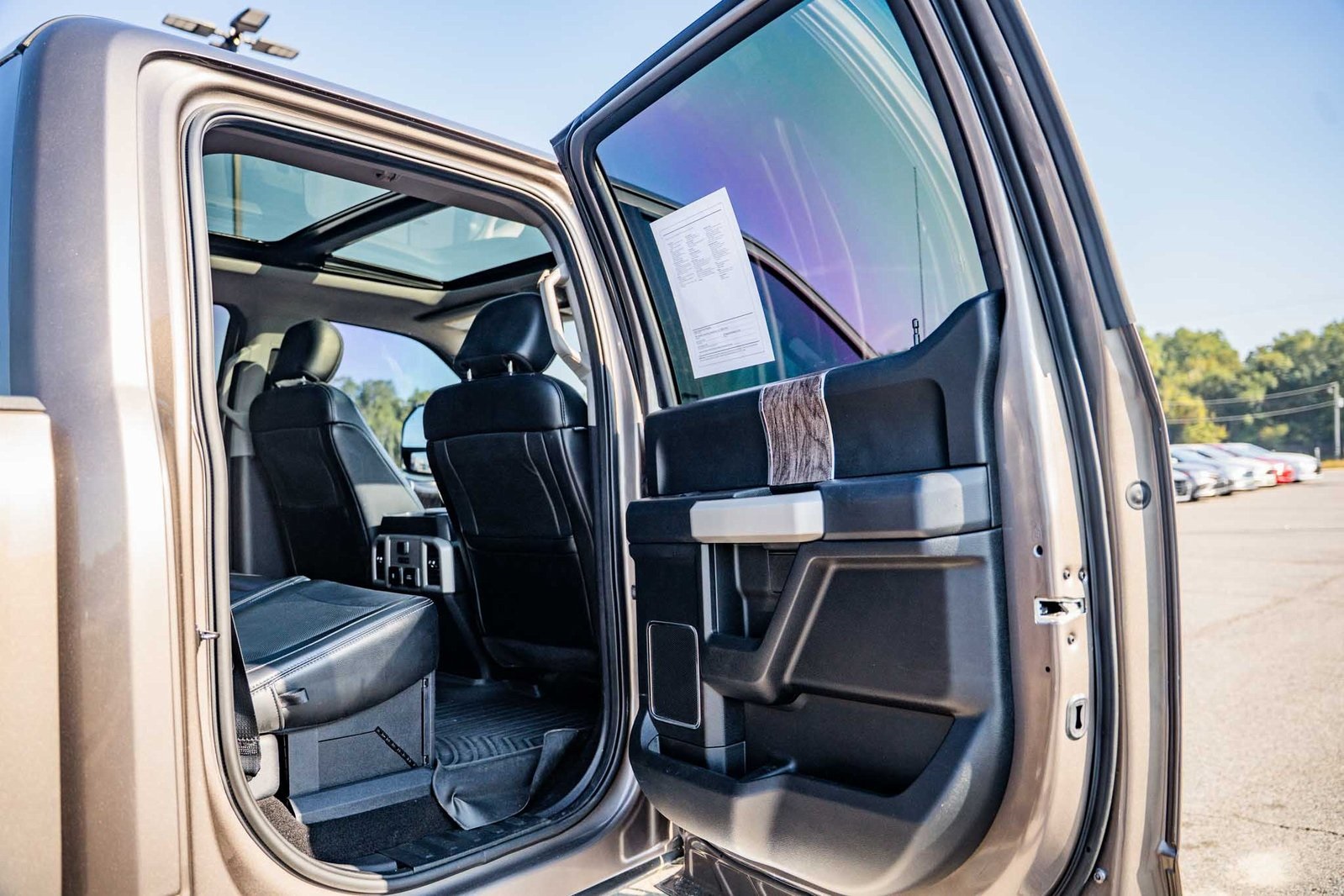 2019 Ford F-250 Lariat photo 12